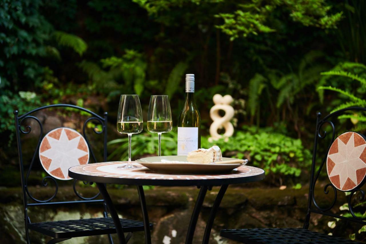 Mountain Sojourn - Tranquil Kurrajong Getaway Apartment Exterior photo